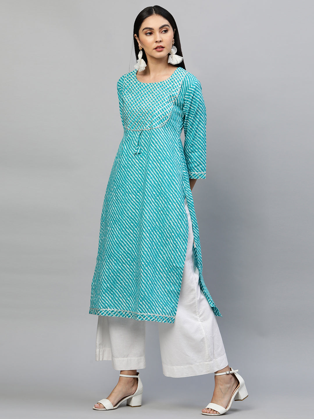 Leheriya Printed & Gota Embroidered Kurta with 2-Ply Mask - Turquoise