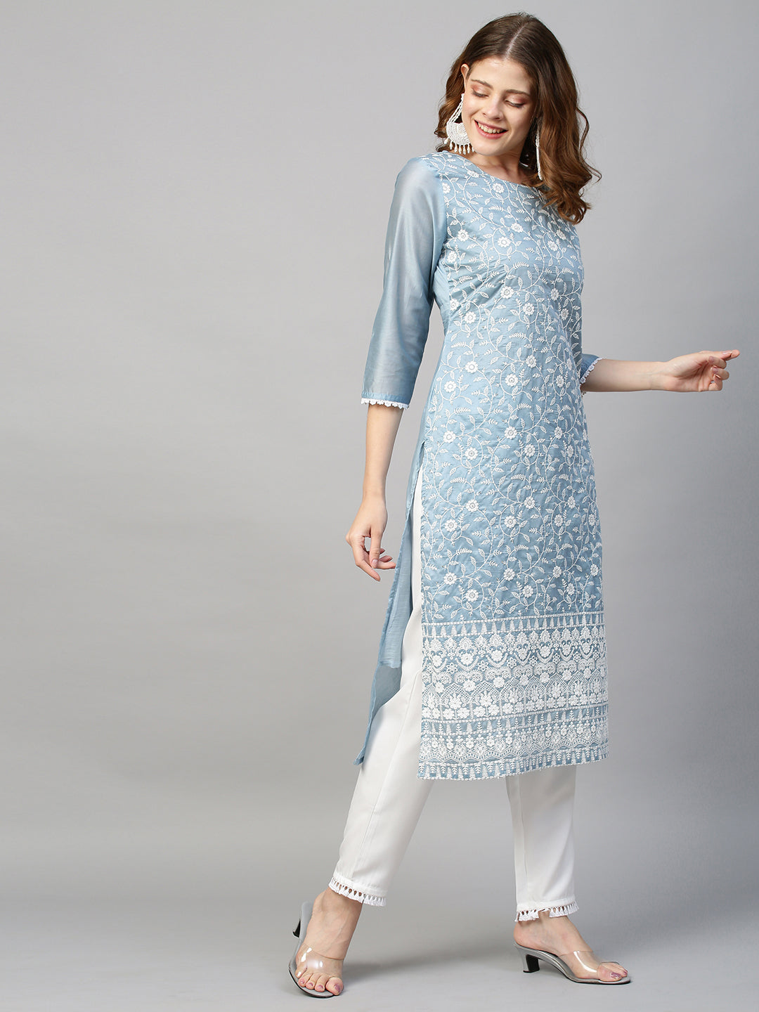 Floral Chikankari Embroidered Straight Fit Kurta & Pants - Powder Blue