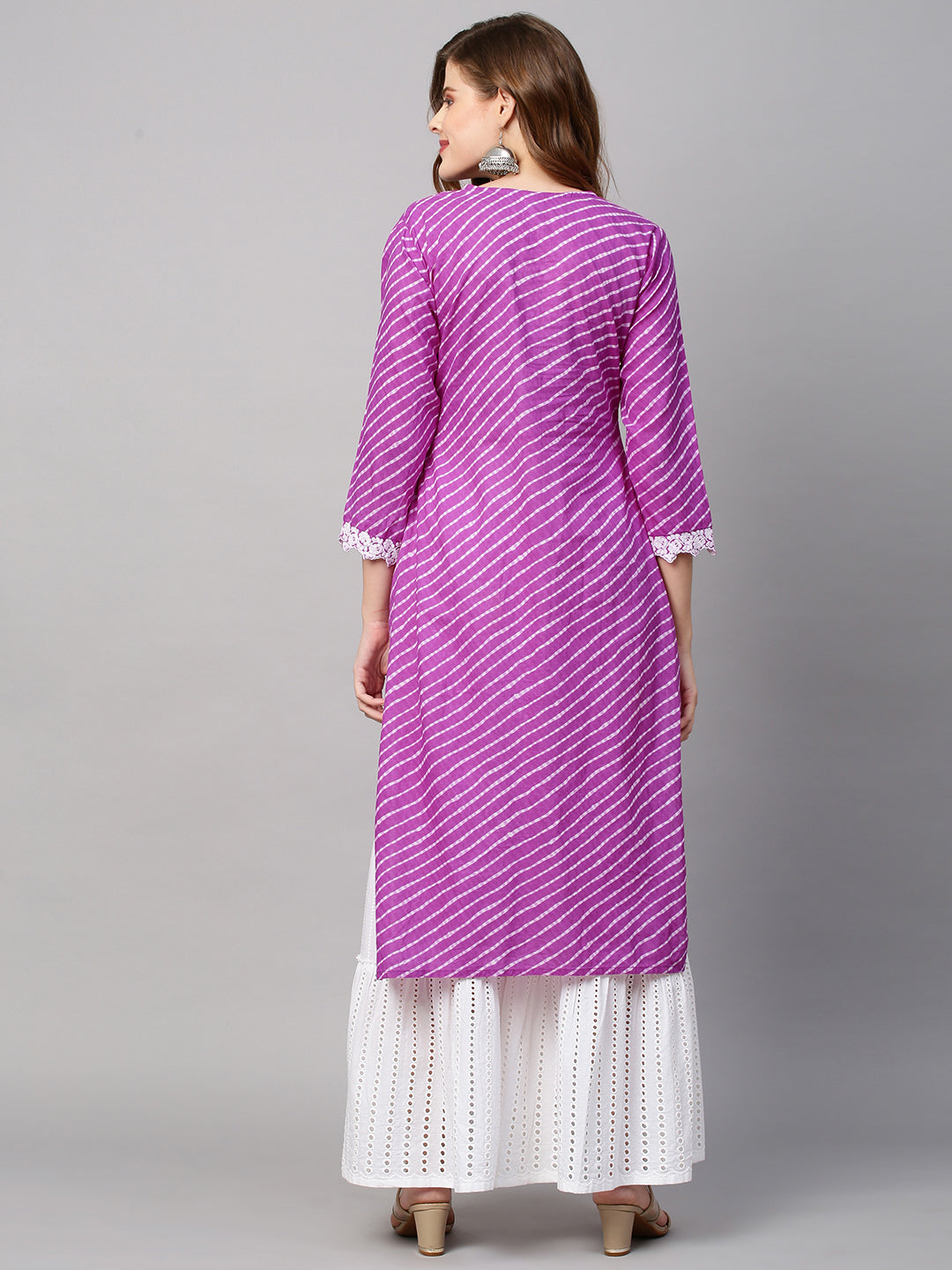 Leheriya Printed & Floral Embroidered Straight Fit Kurta - Purple