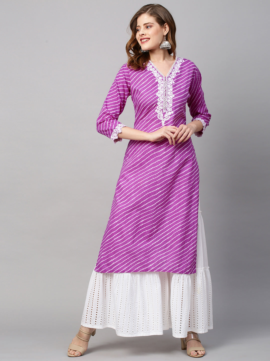 Leheriya Printed & Floral Embroidered Straight Fit Kurta - Purple