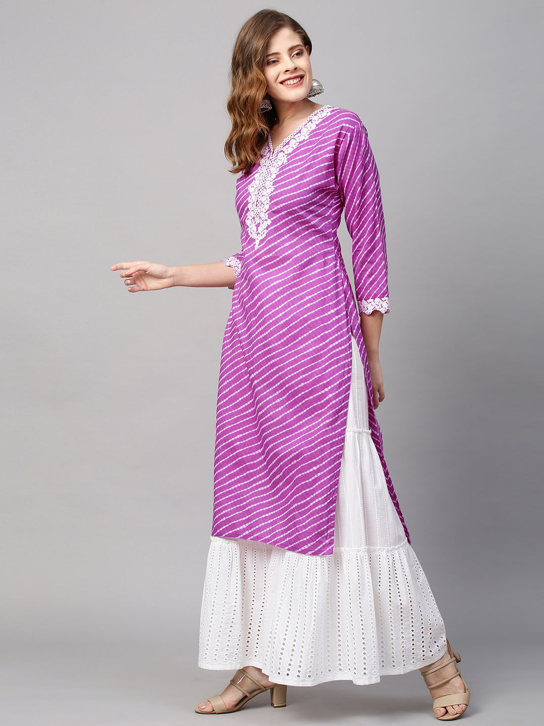 Leheriya Printed & Floral Embroidered Straight Fit Kurta - Purple