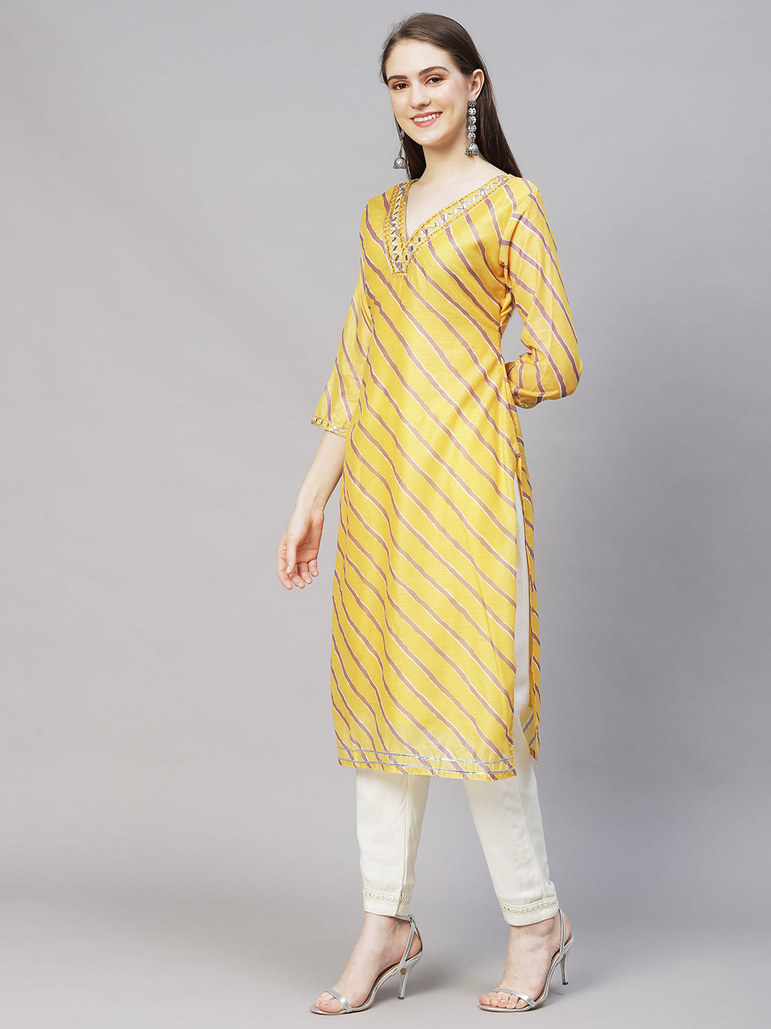 Leheriya Printed & Embroidered Straight Fit Kurta - Yellow