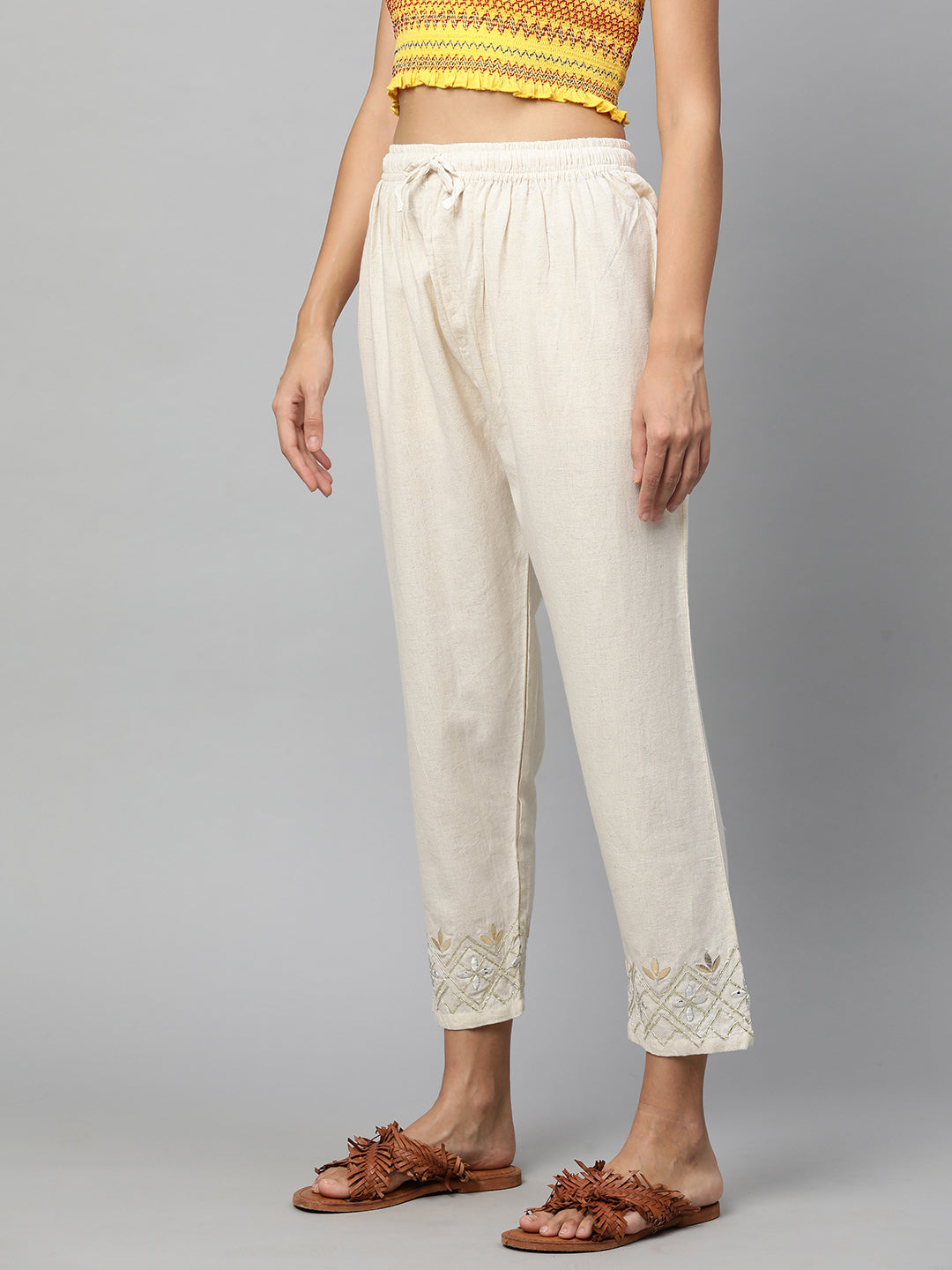 Gota Embroidered Ankle Pant - Off White