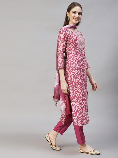 Ethnic Printed & Embroidered Kurta With Pants & Dupatta – Purple