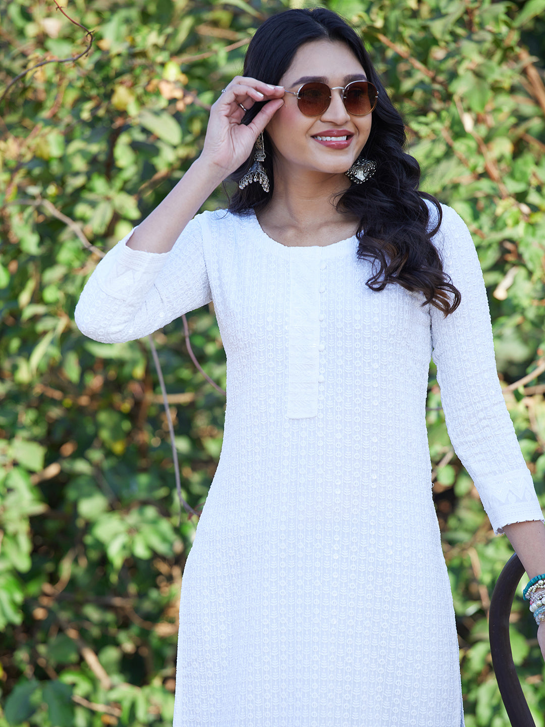 Chikankari Embroidered Straight Fit Kurta - White