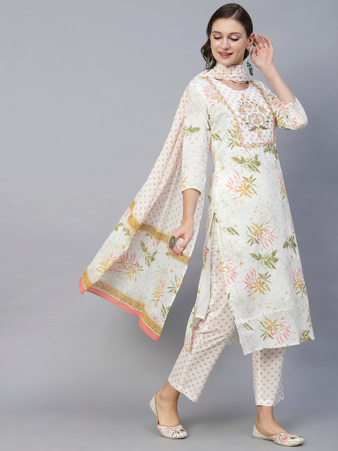 Floral Leaf Printed Mirror & Resham Embroidered Kurta With Pants & Dupatta - White & Multi