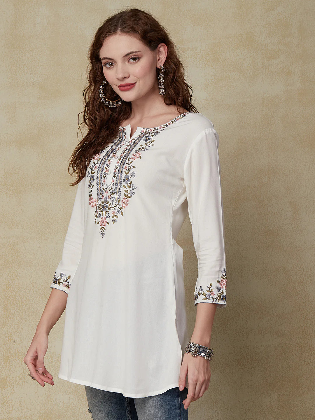 Solid Floral Embroidered Straight Fit Kurta - White