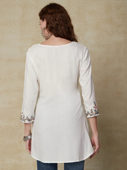 Solid Floral Embroidered Straight Fit Kurta - White