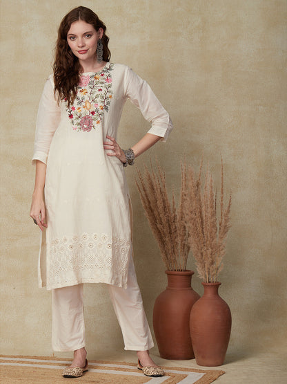 Solid Resham Embroidered Schiffili Work Kurta With Pants - Off White