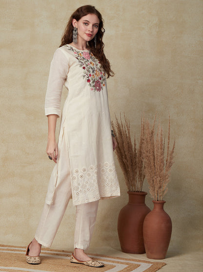 Solid Resham Embroidered Schiffili Work Kurta With Pants - Off White