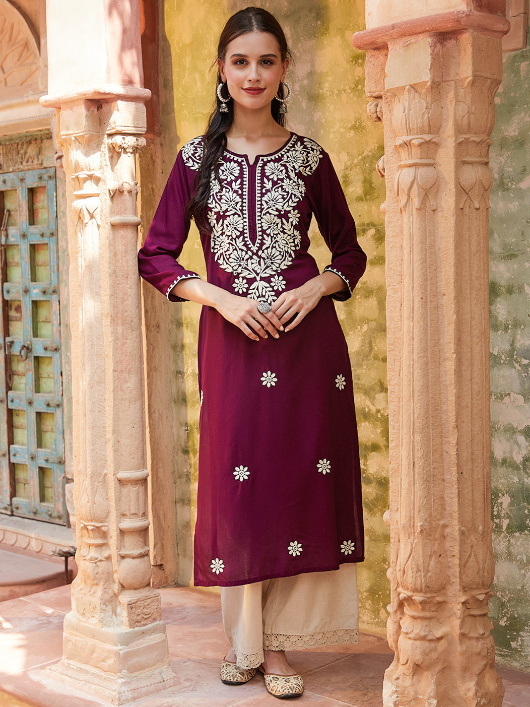 Solid Resham Floral Embroidered Kurta - Burgundy
