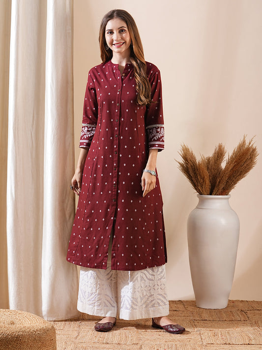 Abstract Printed Wooden Buttoned Lace Embellished Kurta - Maroon