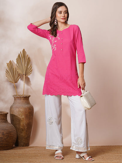 Solid Floral & Schiffli Embroidered Straight Fit Kurta - Pink