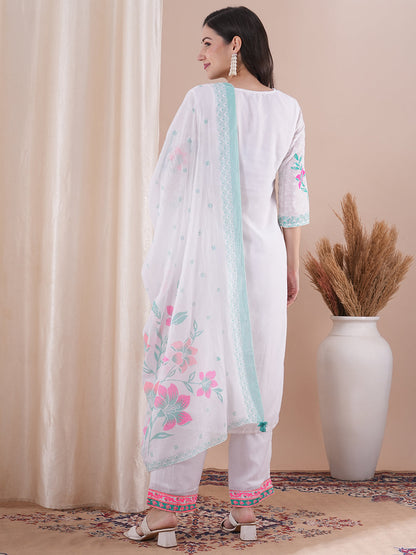 Ethnic Floral Printed Straight Fit Kurta with Pant and Dupatta - White