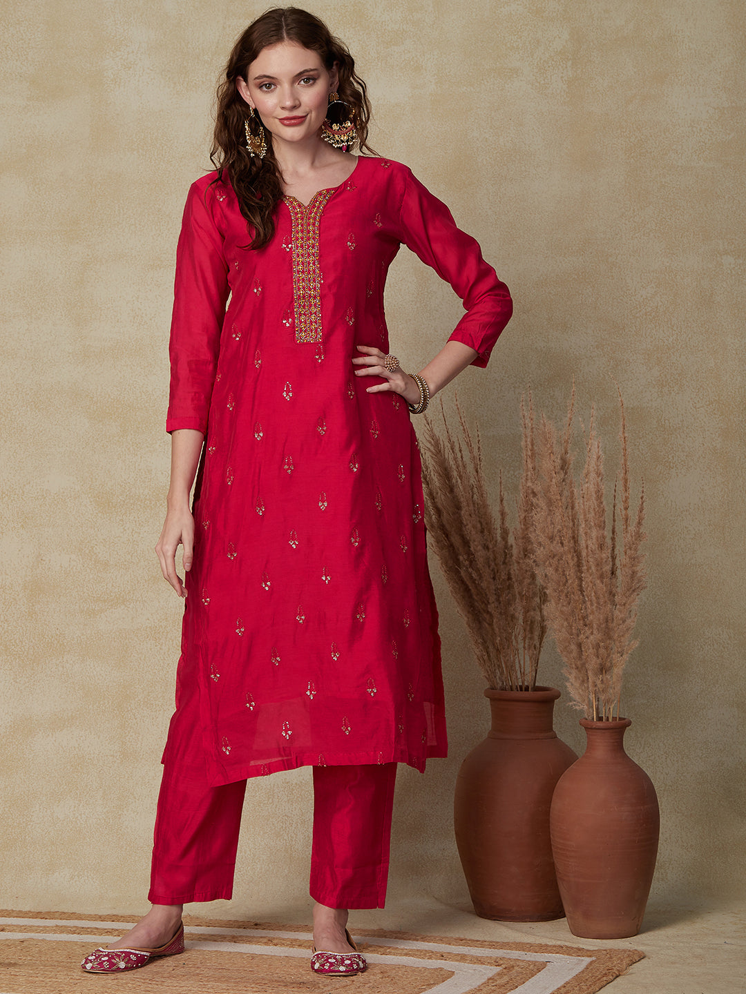 Solid Resham & Sequins Embroidered Kurta with Pants & Embroidered Jacquard Dupatta - Pink