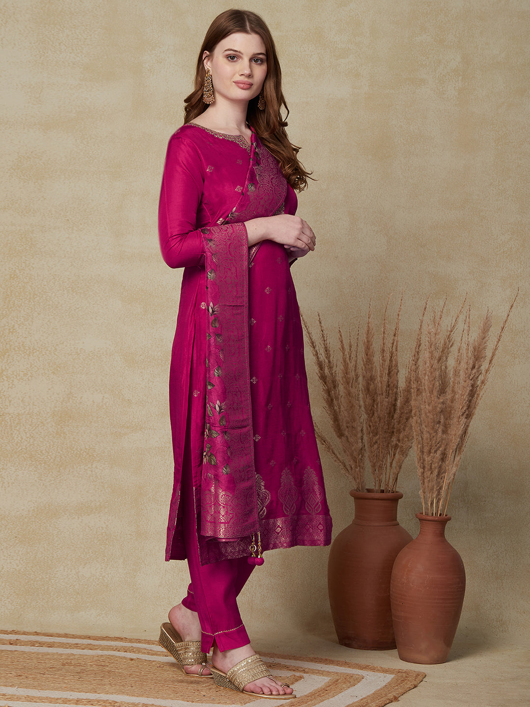 Zari Jacquard Design Kurta With Pant & Dupatta - Pink