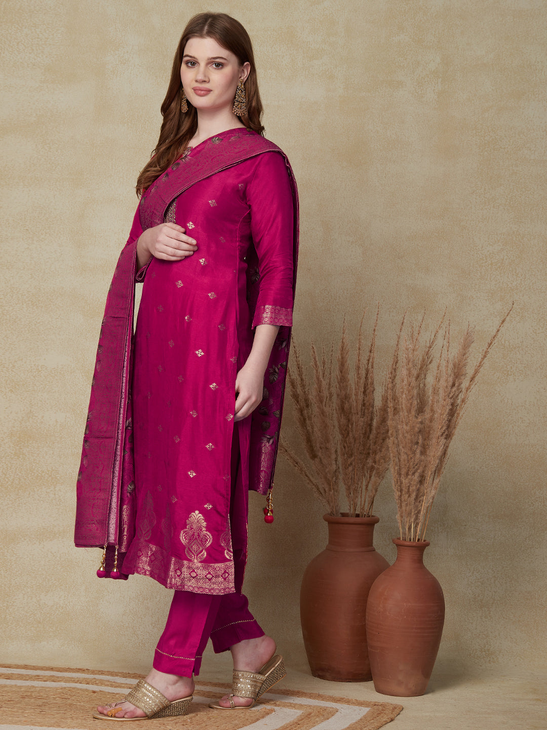 Zari Jacquard Design Kurta With Pant & Dupatta - Pink