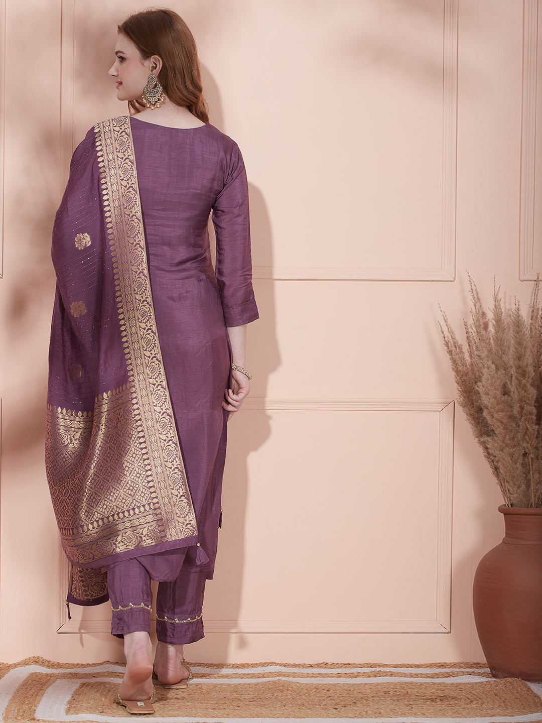 Solid Floral Hand Embroidered Straight Fit Kurta With Pant & Dupatta - Lavender