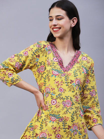 Floral Printed Short Kurti With Pants - Multi