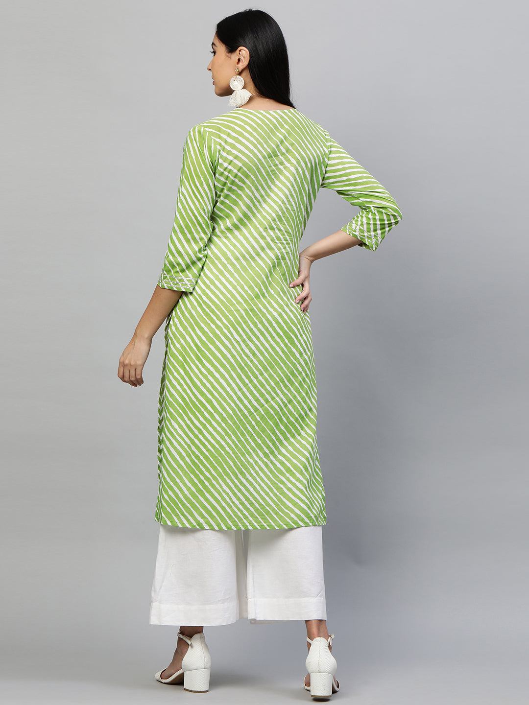 Leheriya Printed & Embroidered Straight Kurta - Green