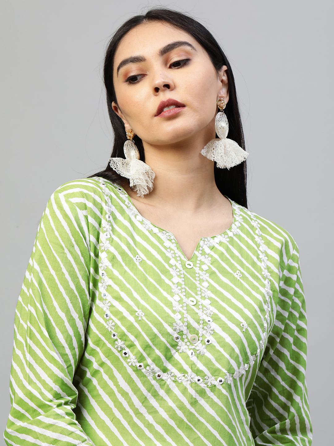 Leheriya Printed & Embroidered Straight Kurta - Green