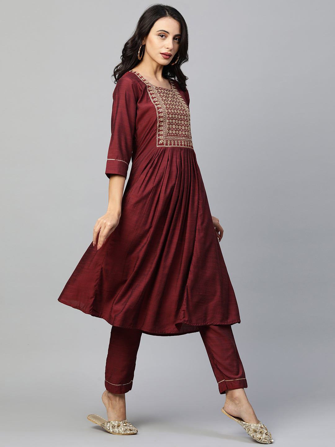 Zari Embroidered Pleated Flare Kurta & Solid Pant - Maroon