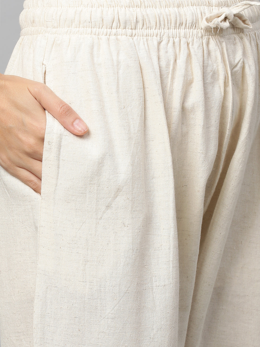 Gota Embroidered Ankle Pant - Off White