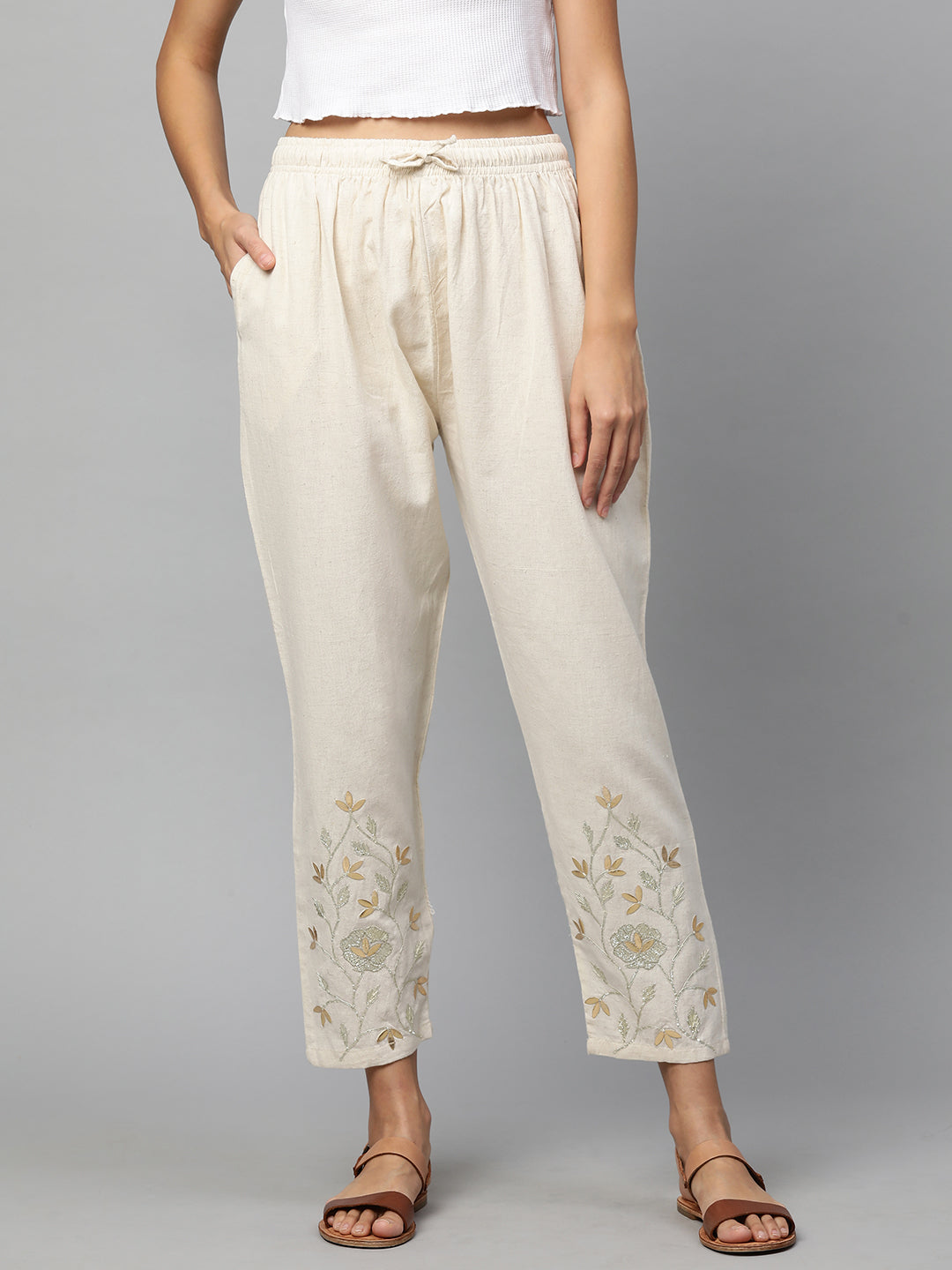Gota Embroidered Ankle Pant - Off White
