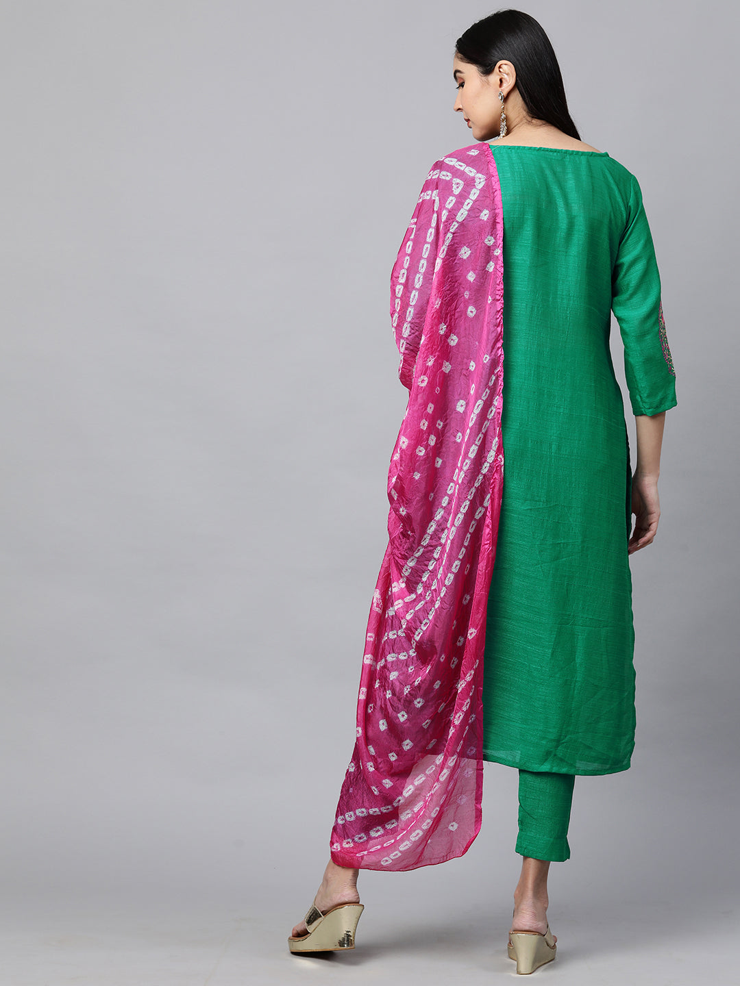 Floral Embroidered Kurta with Solid Pant with Bandhani Dupatta - Green