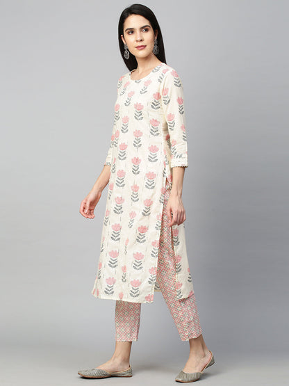 Floral Printed Kurta with Pant and Dupatta - Off White