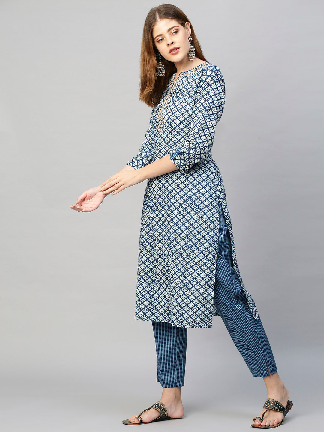 Ethnic Zari Embroidered Printed Kurta with Pants - Indigo Blue