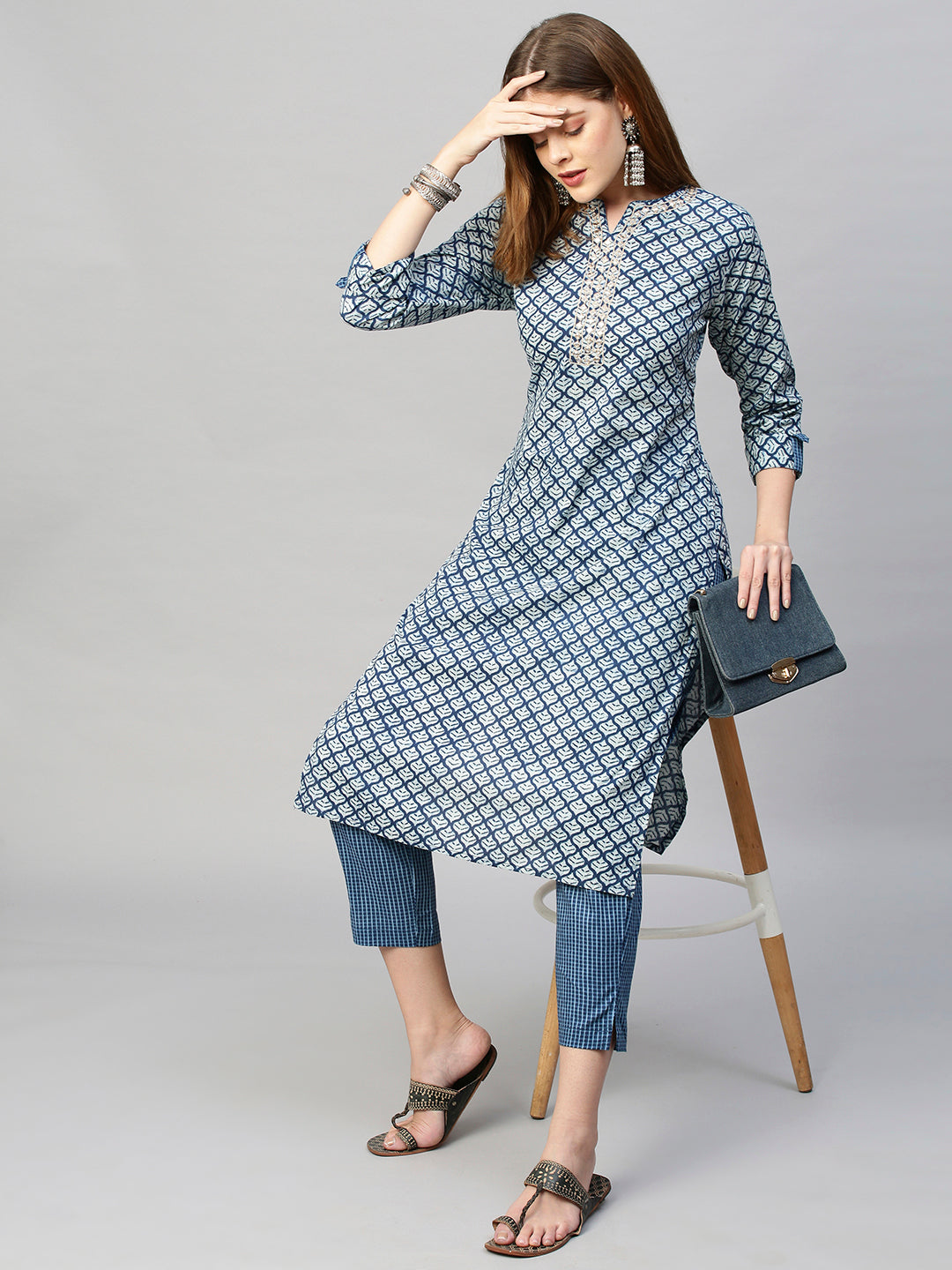 Ethnic Zari Embroidered Printed Kurta with Pants - Indigo Blue