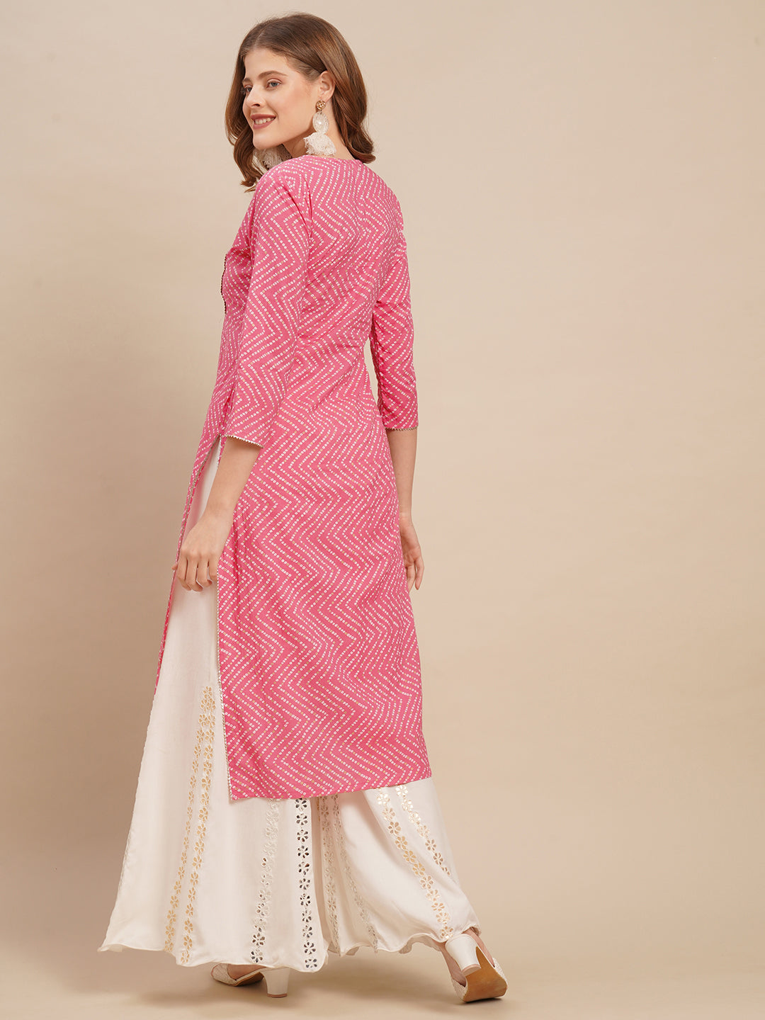 Bandhani Printed & Zari Embroidered Straight Fit Kurta - Pink