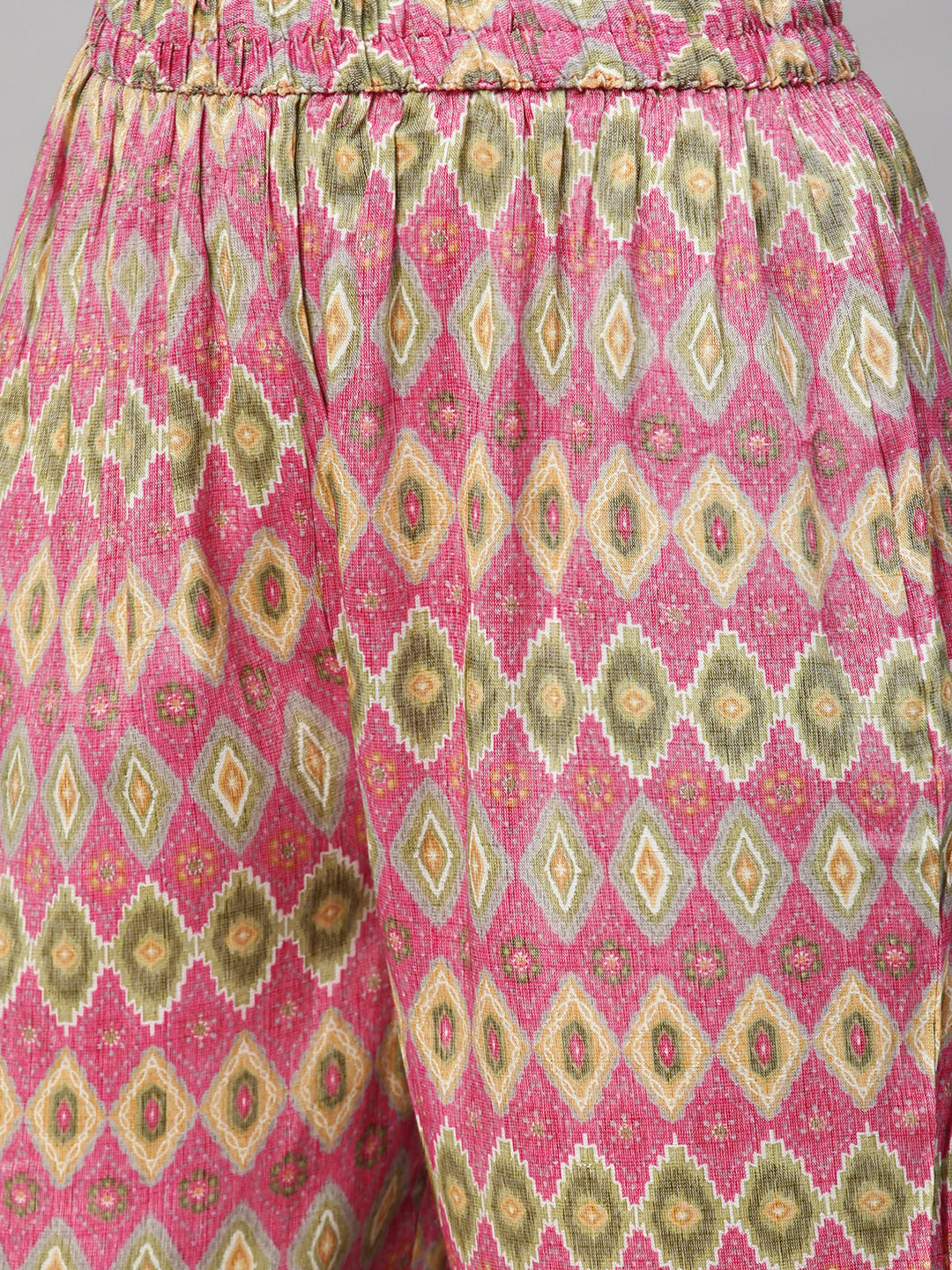 Floral Printed Straight Fit Kurta with Pants and Dupatta - White