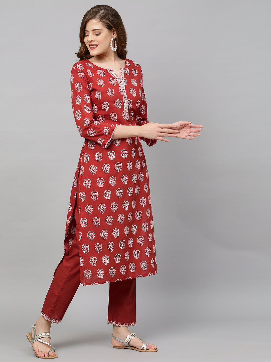 Ethnic Printed Straight Fit Kurta with Pants - Red