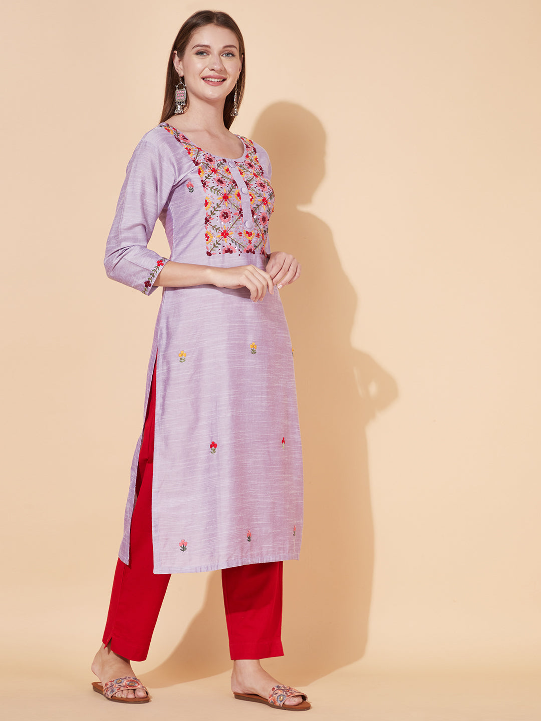 Floral Hand Embroidered Straight Fit Kurta - Light Purple