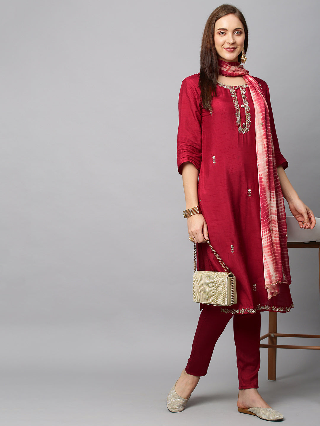 Floral Hand Embroidered Straight Fit Kurta with Pants & Dupatta - Red