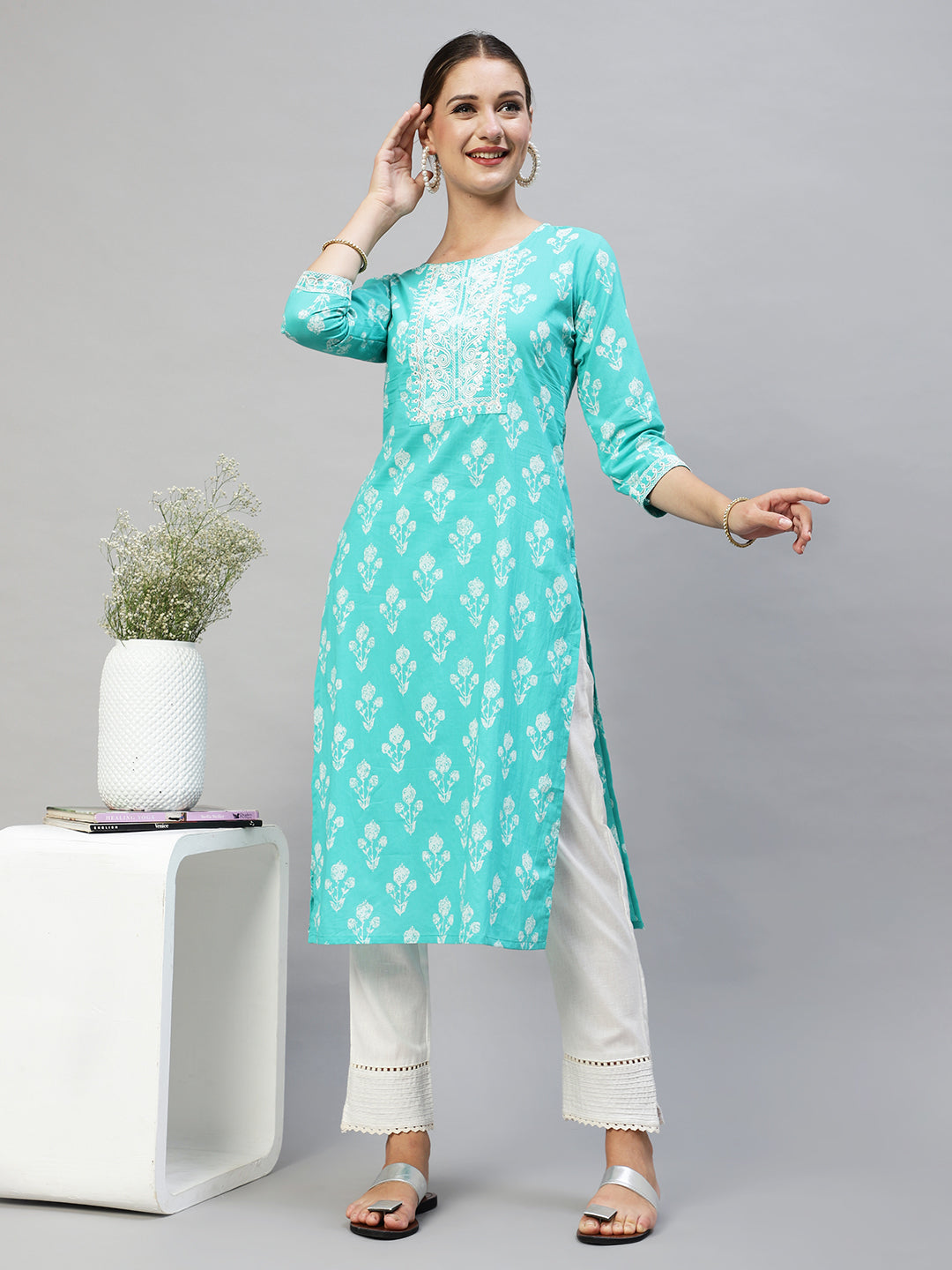 Floral Printed & Embroidered Straight Fit Kurta - Turquoise