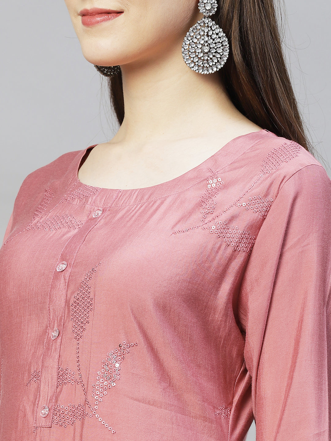 Floral Embroidered Straight Fit Kurta - Pink