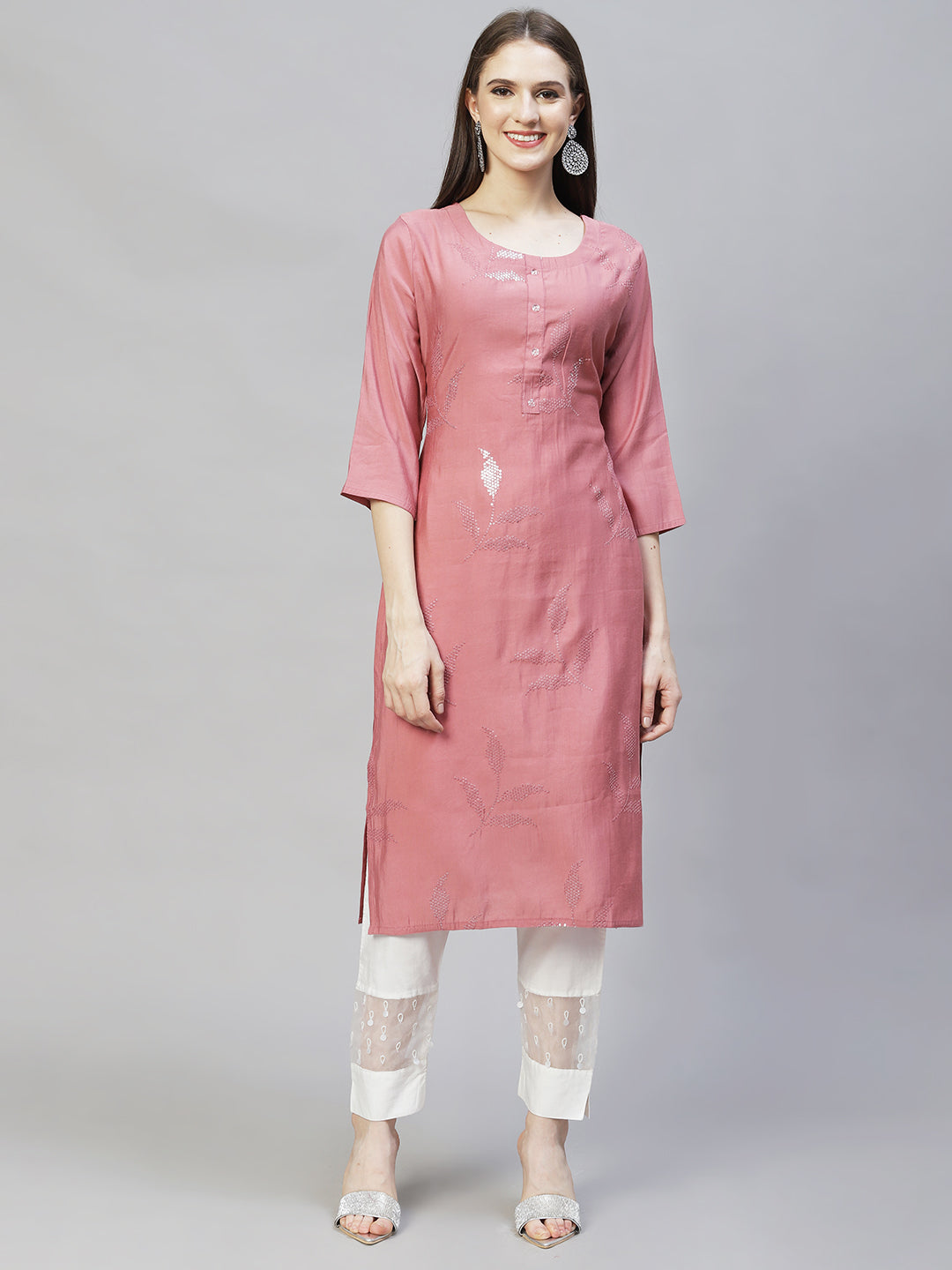 Floral Embroidered Straight Fit Kurta - Pink