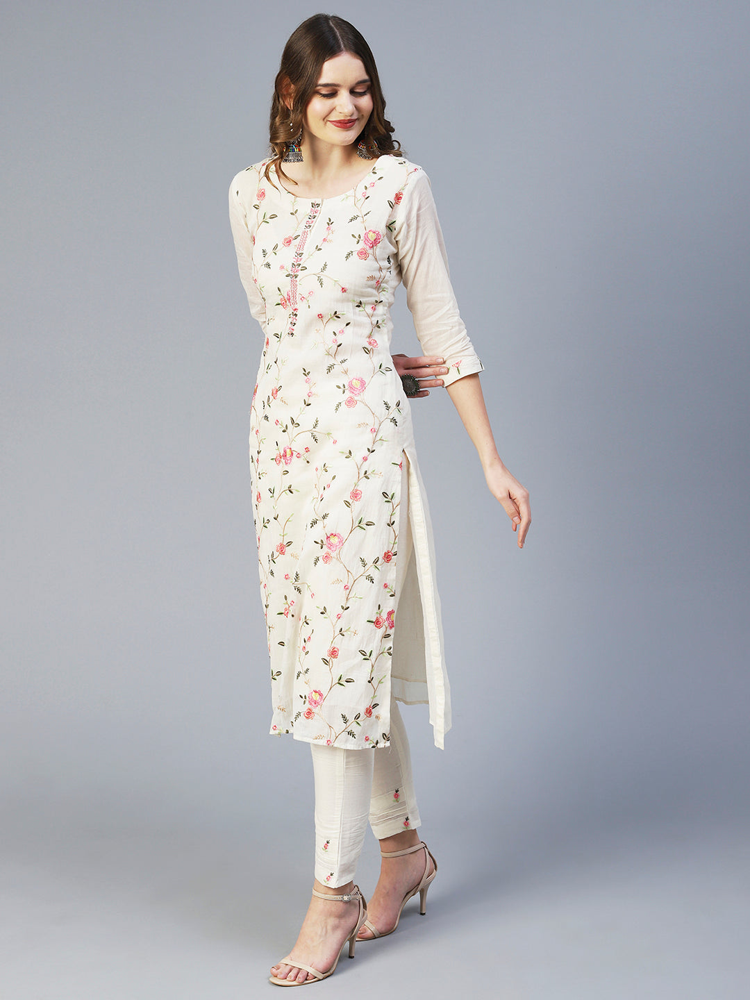 Solid Resham Embroidered Kurta With Pants & Dupatta - White