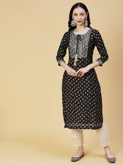 Bandhani Printed & Embroidered Straight Fit Kurta - Black