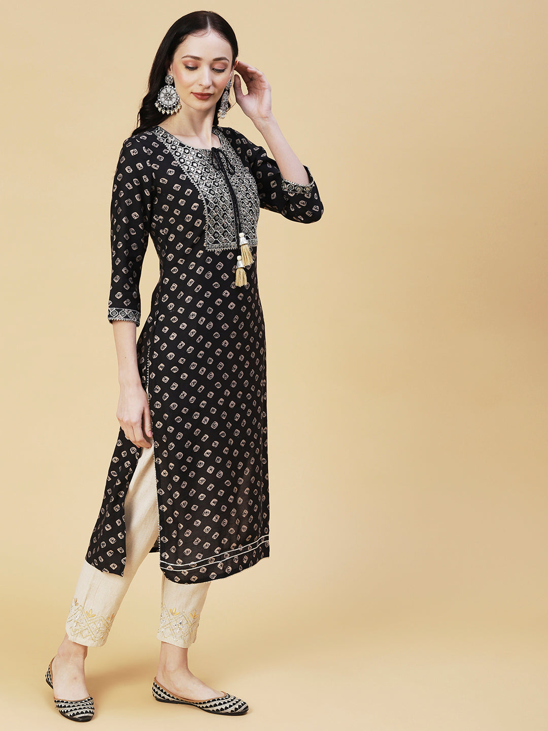 Bandhani Printed & Embroidered Straight Fit Kurta - Black